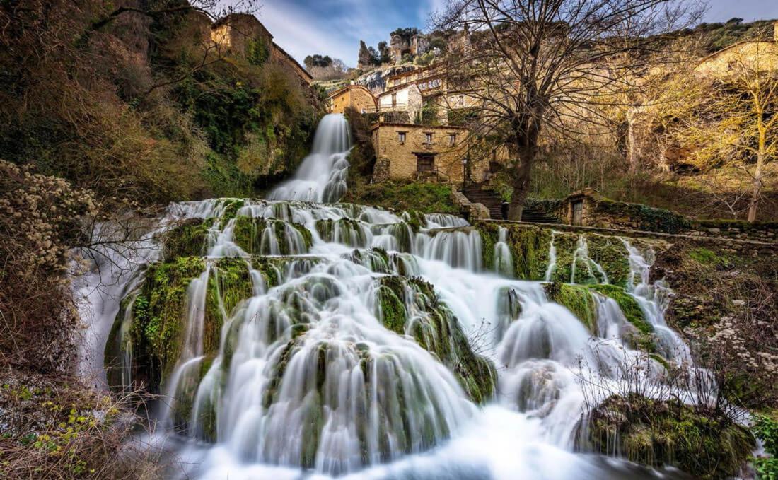 El Salto Del Agua Autentico El Molino De La Cascada Orbaneja Orbaneja del Castillo Exteriér fotografie